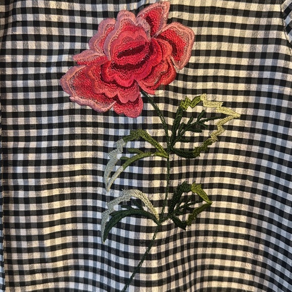 Tanjay petite large black/white gingham rose embroidery - Picture 2 of 8
